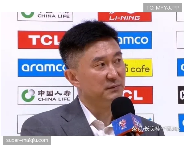 广州足球俱乐部近期阵容调整,在联赛首阶段显现攻防失衡态势 广州足球俱乐部近期阵容调整,在联赛首阶段显现攻防失衡态势